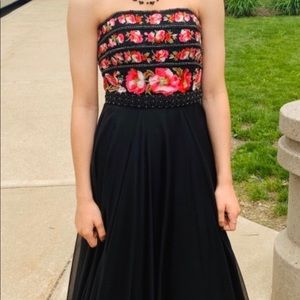 sherri hill prom dress